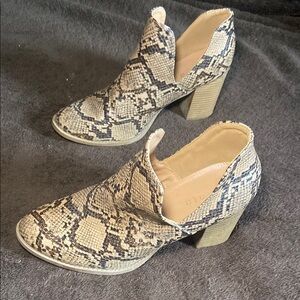 Snakeskin Patterned Ankle Boots